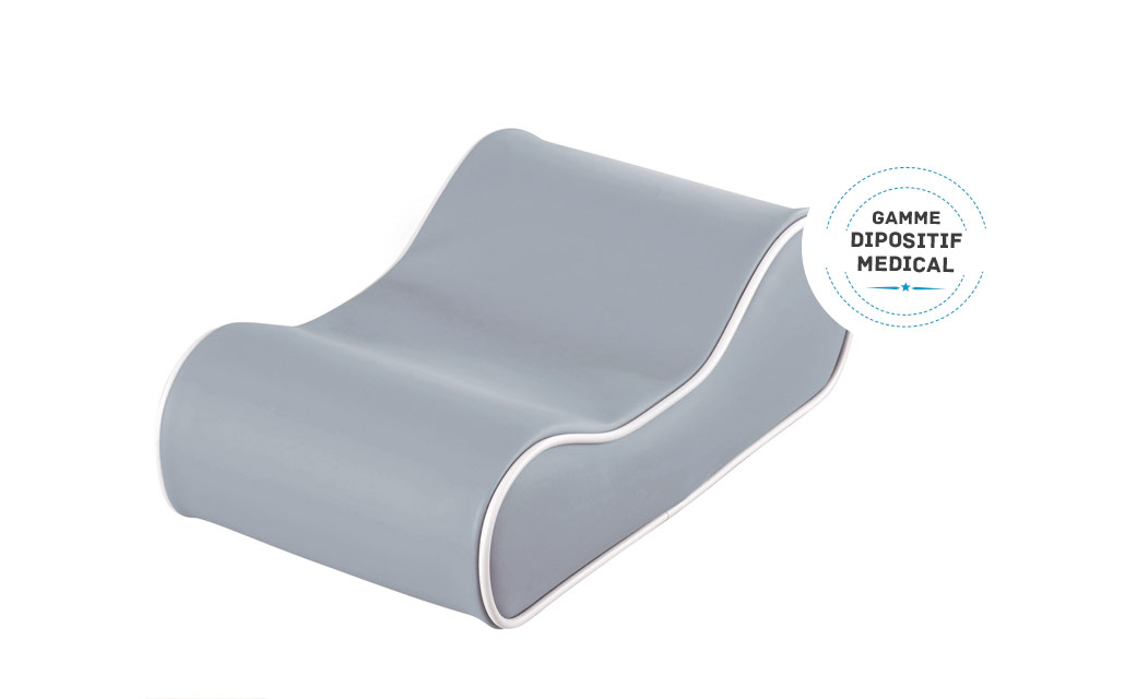 Le coussin cervical kiné est conçu avec de la mousse à mémoire de forme pour offrir un soutien souple et confortable